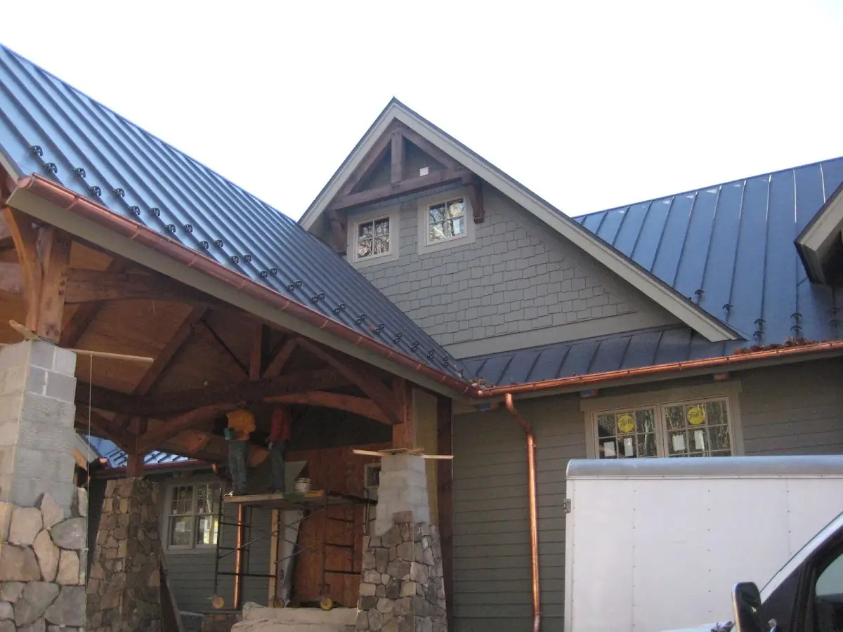 Craftsman Roofing team delivering quality roofing work in Seasons at Tradition
